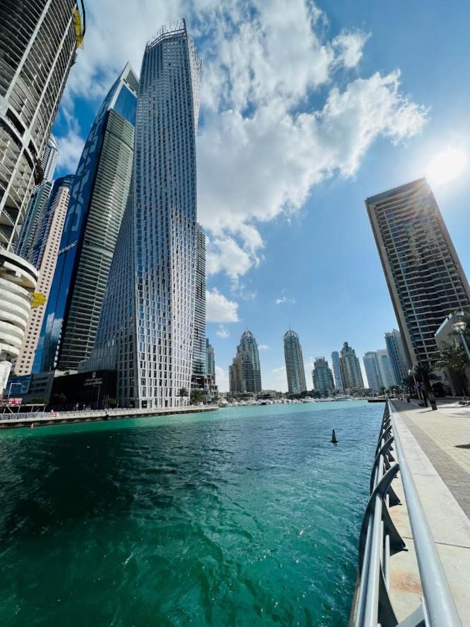 Oskena Vacation Homes- Beautiful High Floor Two Bedroom In Marina * Dubai